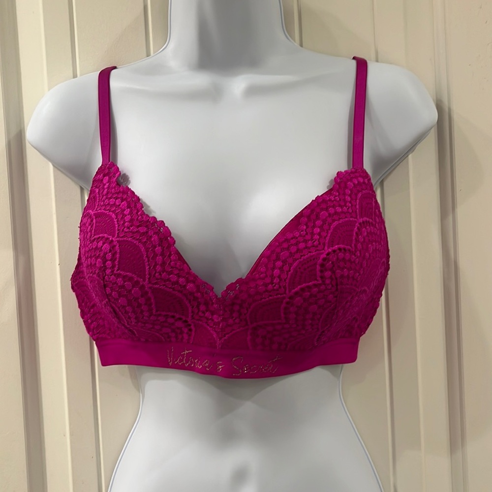 💞EUC-Victoria’s Secret Fuchsia 36B